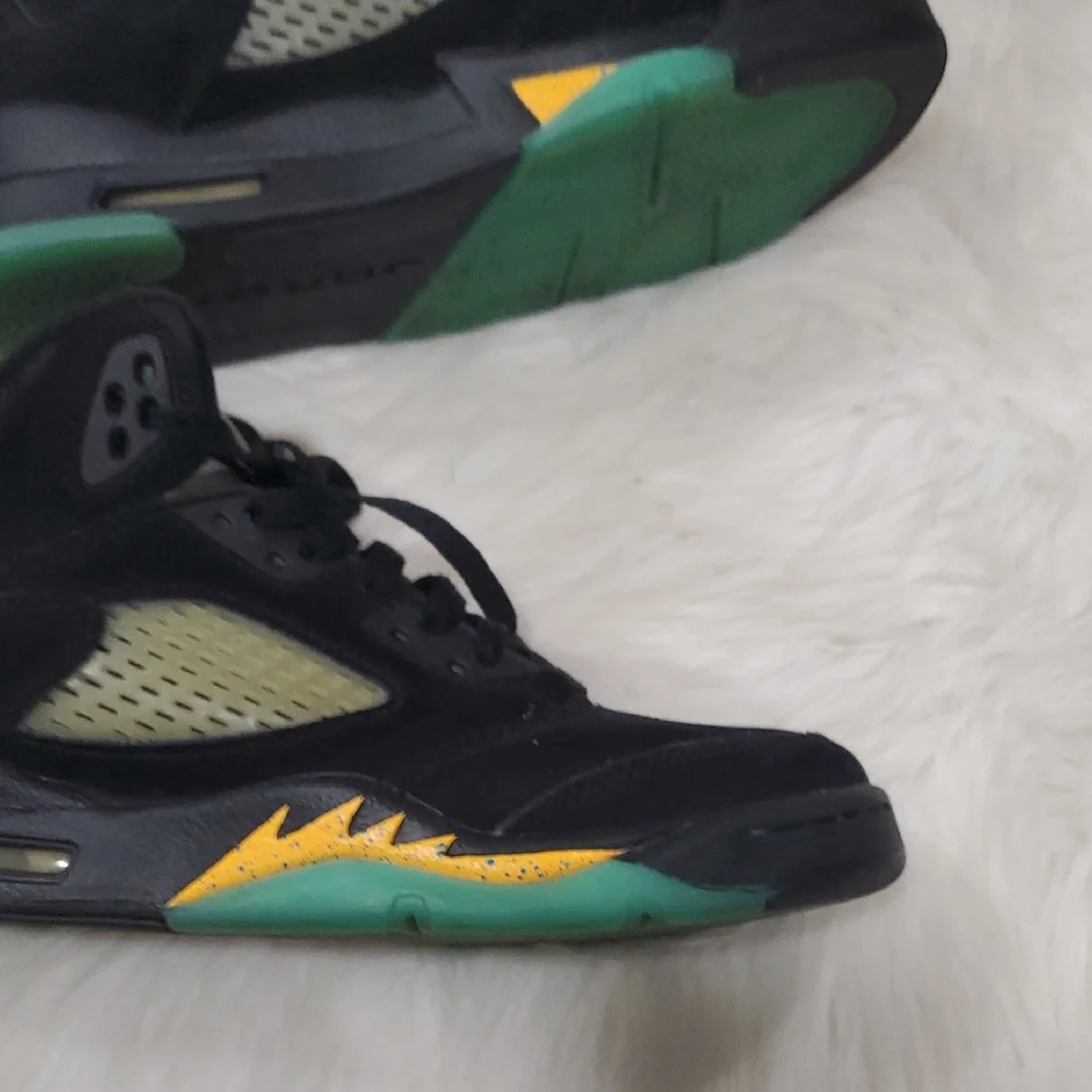 Jordan 5 Retro Aqua Sneakers - Black - Picture 5 of 16